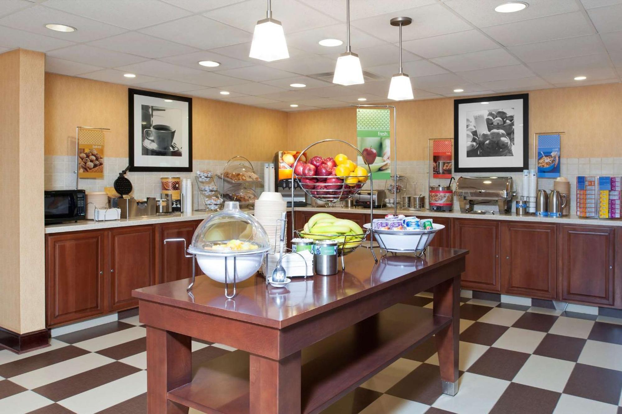 Hampton Inn & Suites Cleveland-Southeast-Streetsboro Esterno foto